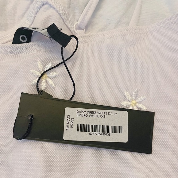 Daisy Mini Dress - Picture 6 of 6